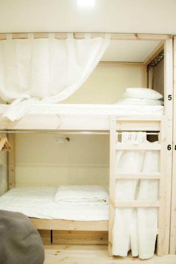 Hostel Uyutniy Dvorik Odessa Ngoại thất bức ảnh