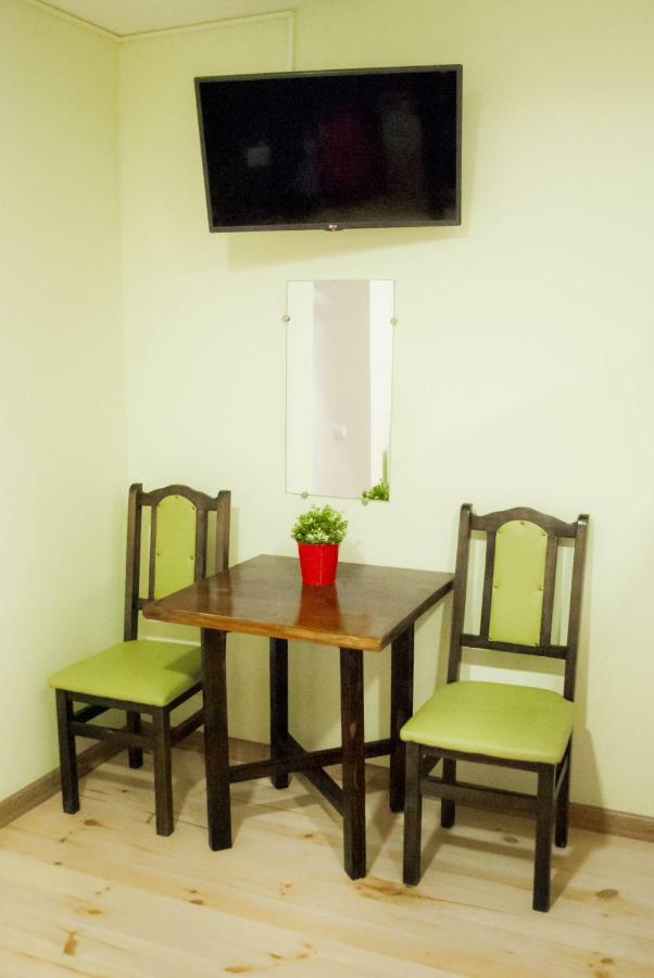 Hostel Uyutniy Dvorik Odessa Ngoại thất bức ảnh